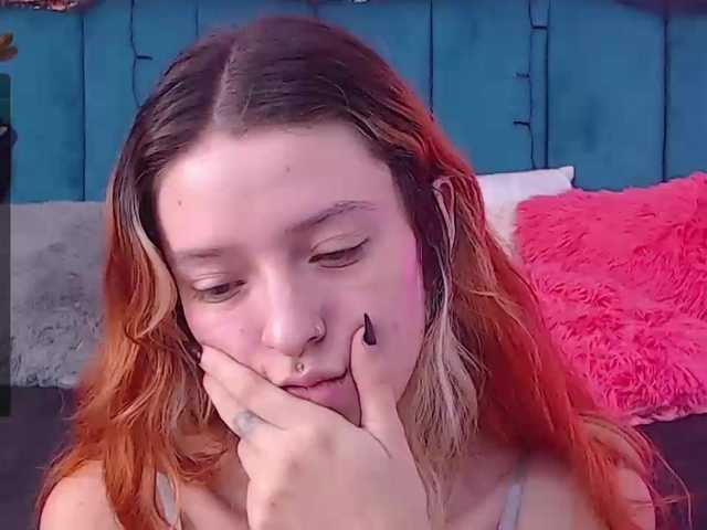 Live sex webcam photo for GingerFoxy #276600448