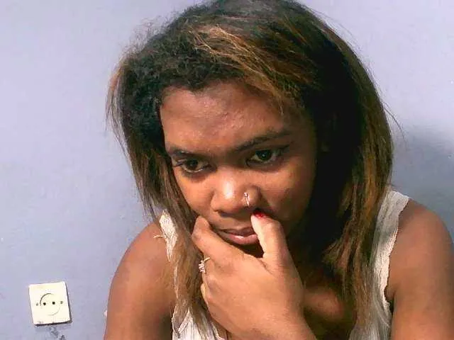 Live sex webcam photo for Ginnah #289325667