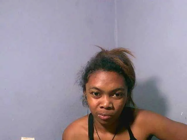 Live sex webcam photo for Ginnah #289413687