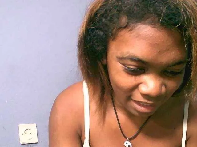 Live sex webcam photo for Ginnah #289434693