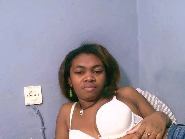 Live sex webcam photo for Ginnah #289489255