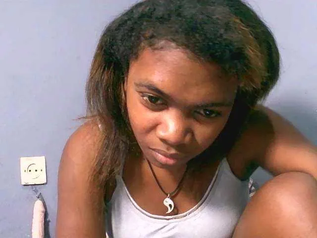 Live sex webcam photo for Ginnah #289647857