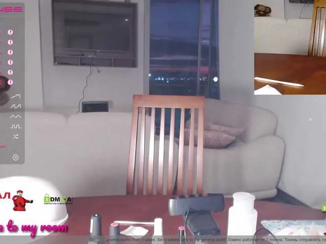 Live sex webcam photo for Girl-Ksenia #272116375