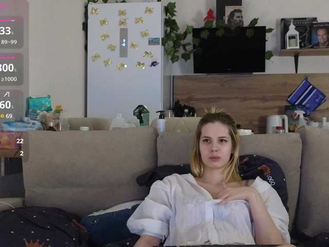 Live sex webcam photo for Girlalonehome #291004656