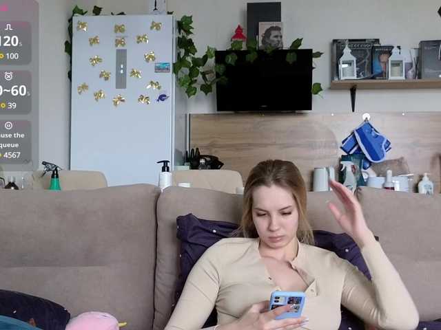 Live sex webcam photo for Girlalonehome #291026942