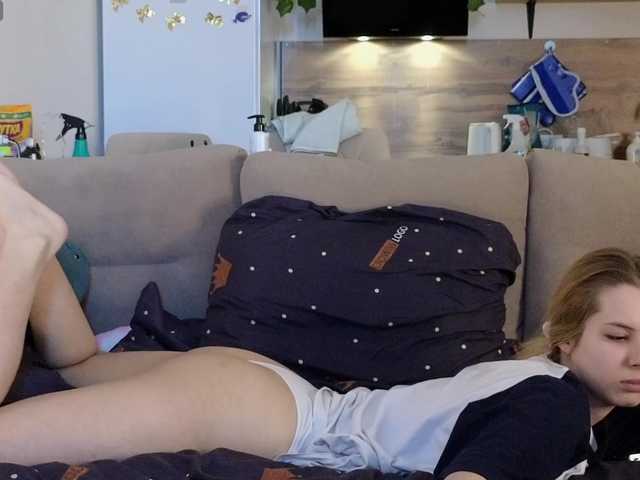 Live sex webcam photo for Girlalonehome #291034254