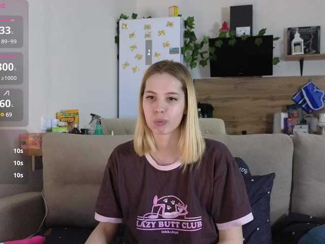 Live sex webcam photo for Girlalonehome #291052878