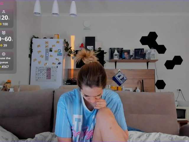 Live sex webcam photo for Girlalonehome #291456054