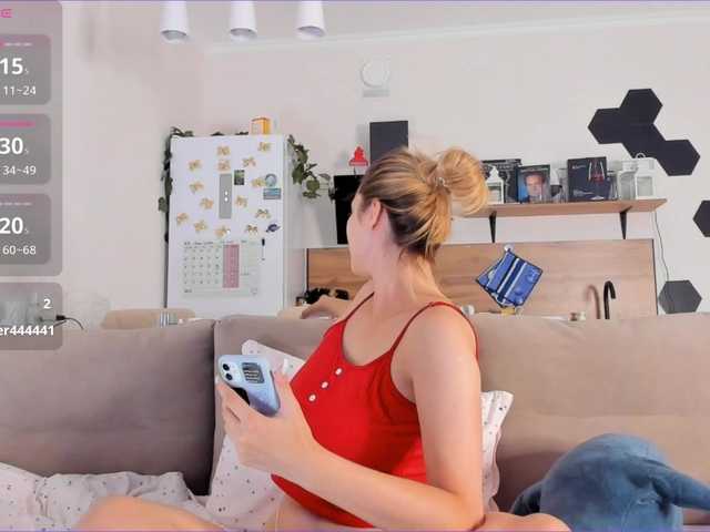 Live sex webcam photo for Girlalonehome #291679552