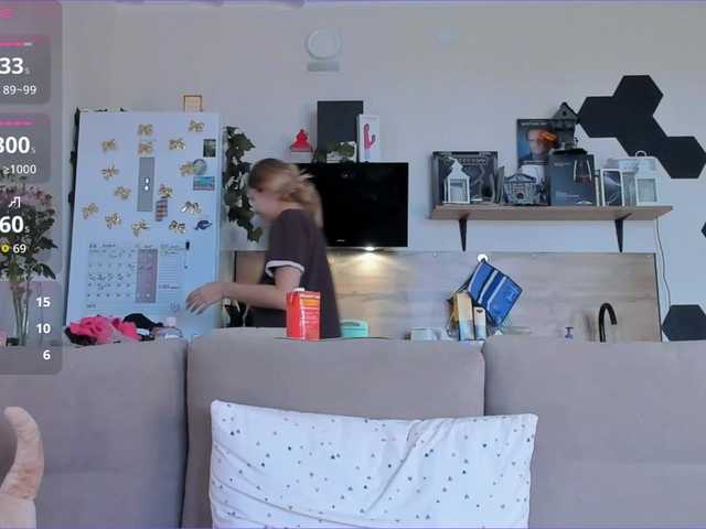 Live sex webcam photo for Girlalonehome #292153610