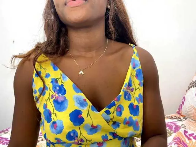 Live sex webcam photo for Girlstrong #278192501