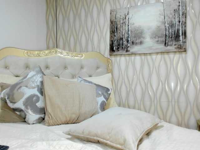 Live sex webcam photo for Giselle- #273106933