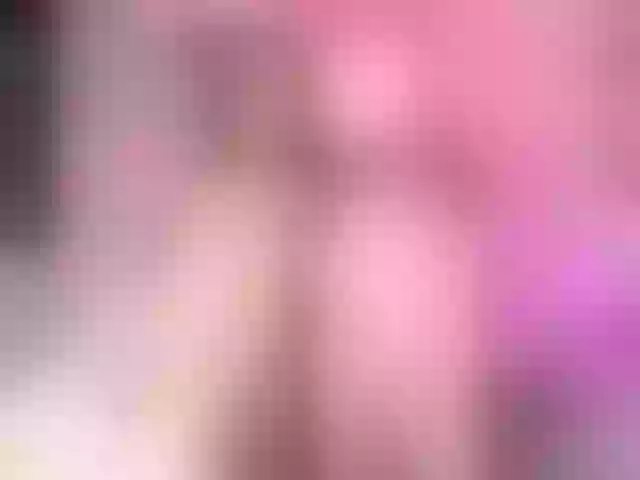 Live sex webcam photo for GiselleNoah #290495805