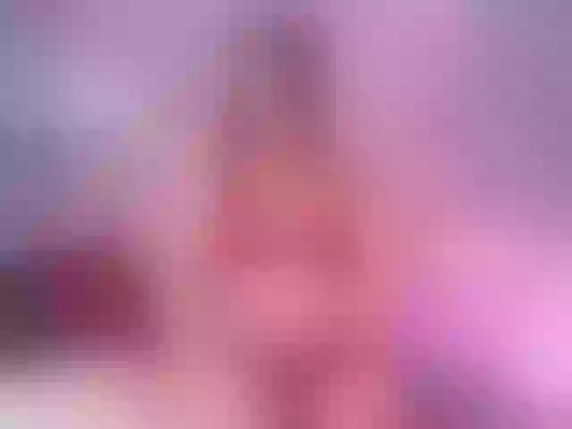 Live sex webcam photo for GiselleNoah #291370756