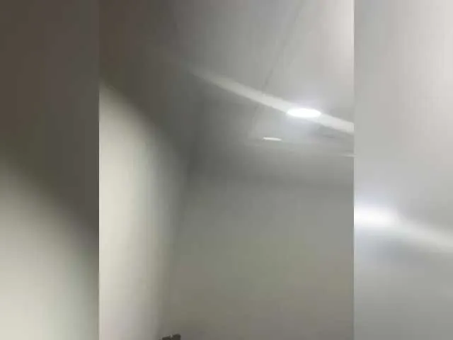 Live sex webcam photo for Gisellee-Roy #291263505