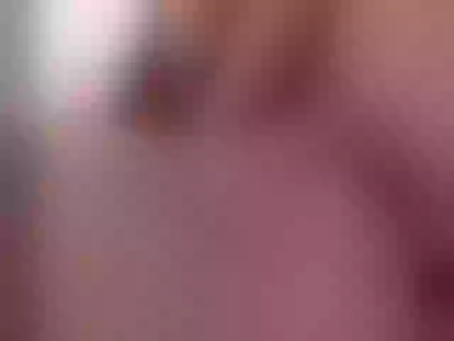 Live sex webcam photo for GisselleJones #272551696