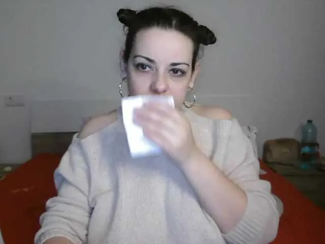 Live sex webcam photo for GiuliaHotXXX1 #290454109