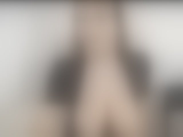 Live sex webcam photo for GiuliaHotXXX1 #294090919