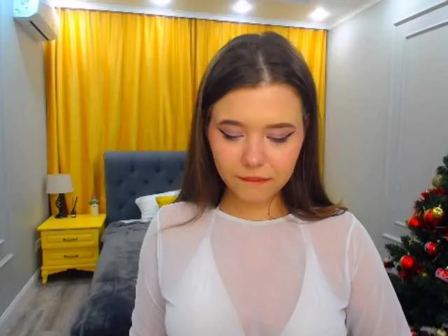 Live sex webcam photo for GlamorousGirl #277000791