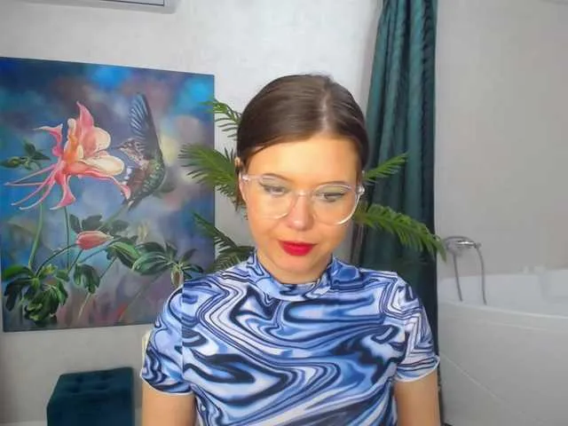 Live sex webcam photo for GlamorousGirl #277197318