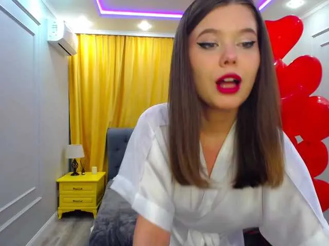 Live sex webcam photo for GlamorousGirl #277321680