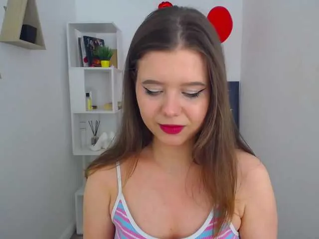 Live sex webcam photo for GlamorousGirl #277349520