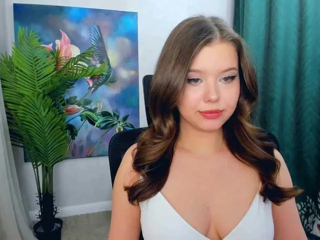 Live sex webcam photo for GlamorousGirl #278275621