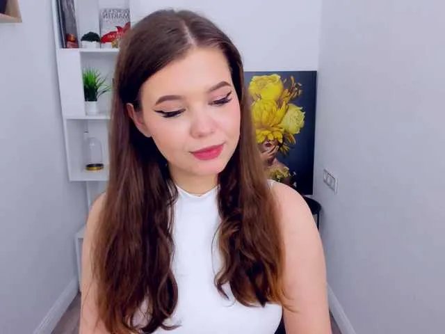 Live sex webcam photo for GlamorousGirl #289976500