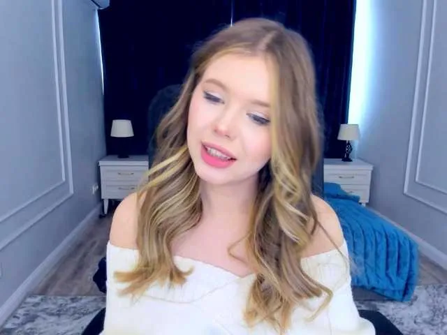 Live sex webcam photo for GlamorousGirl #290374592