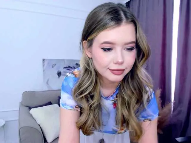 Live sex webcam photo for GlamorousGirl #290574350