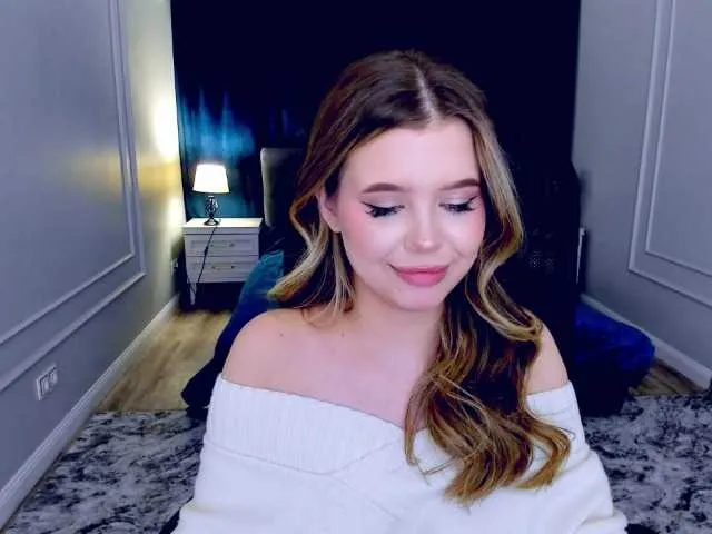 Live sex webcam photo for GlamorousGirl #290816459