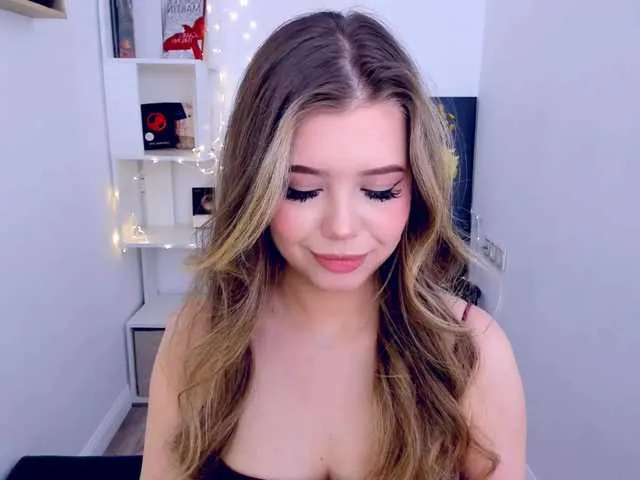 Live sex webcam photo for GlamorousGirl #290862937