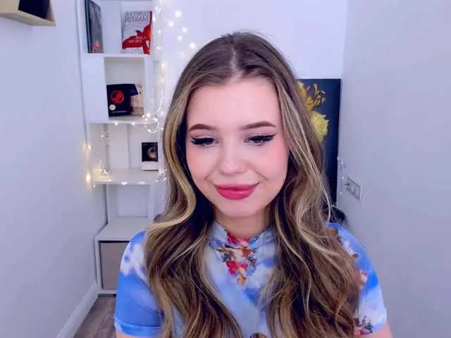 Live sex webcam photo for GlamorousGirl #290864786