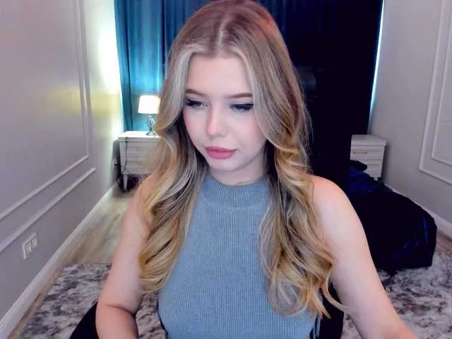 Live sex webcam photo for GlamorousGirl #291088722