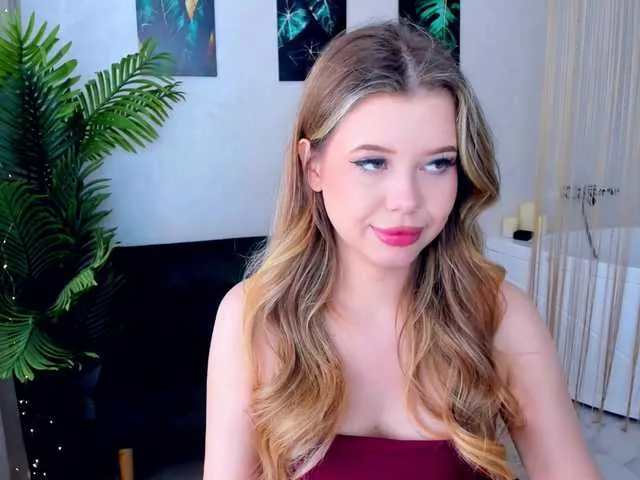 Live sex webcam photo for GlamorousGirl #291720502