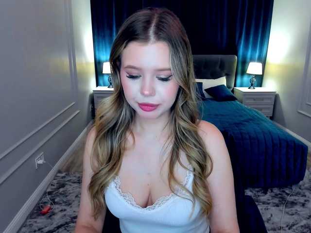 Live sex webcam photo for GlamorousGirl #291882135