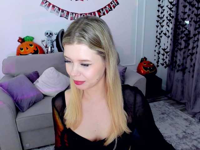 Live sex webcam photo for GlamorousGirl #292217273