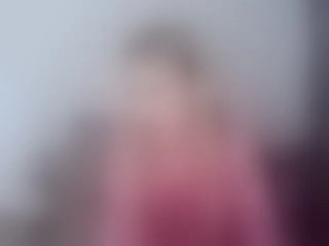 Live sex webcam photo for GlamorousGirl #292648288