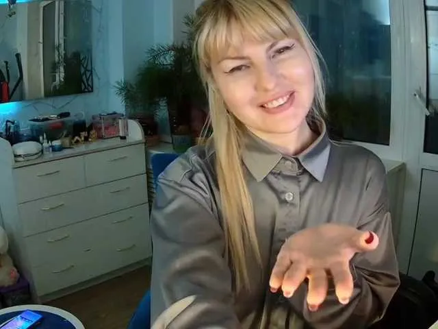 Live sex webcam photo for GlamourAsmr #290468340