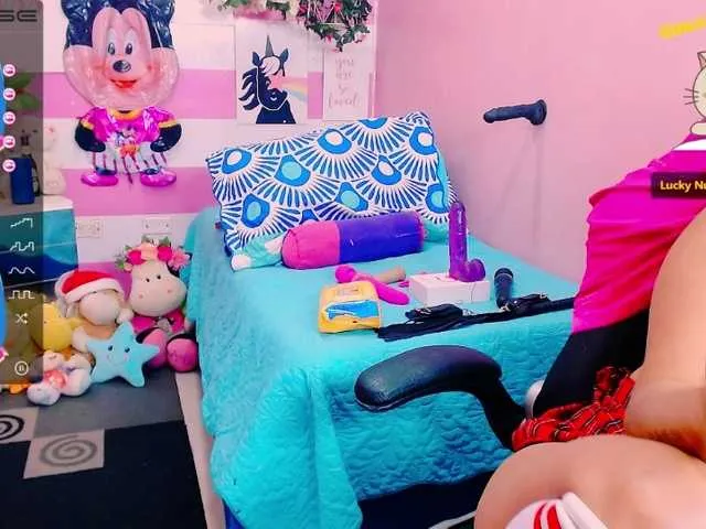 Live sex webcam photo for GlendaHolt #273636351