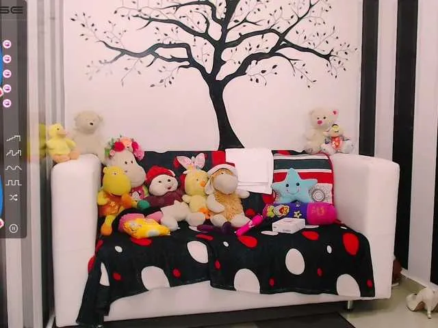 Live sex webcam photo for GlendaHolt #274458510