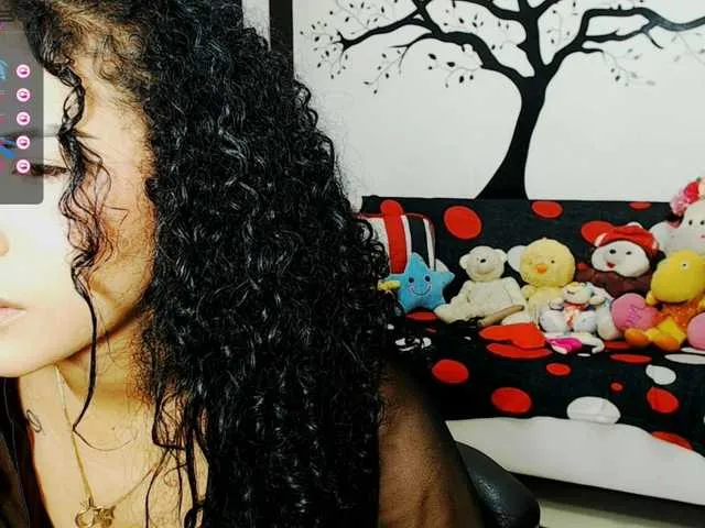 Live sex webcam photo for GlendaHolt #274656030