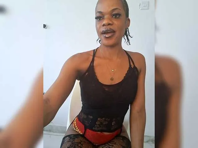 Live sex webcam photo for GlobeTrottieHottie1 #292841562