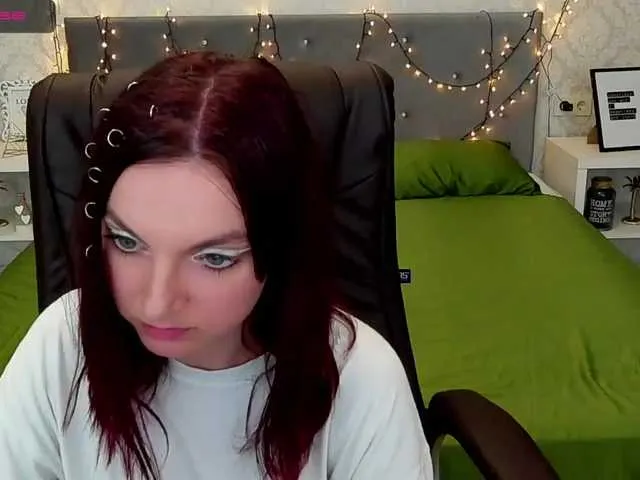 Live sex webcam photo for GloriaCox #273794950