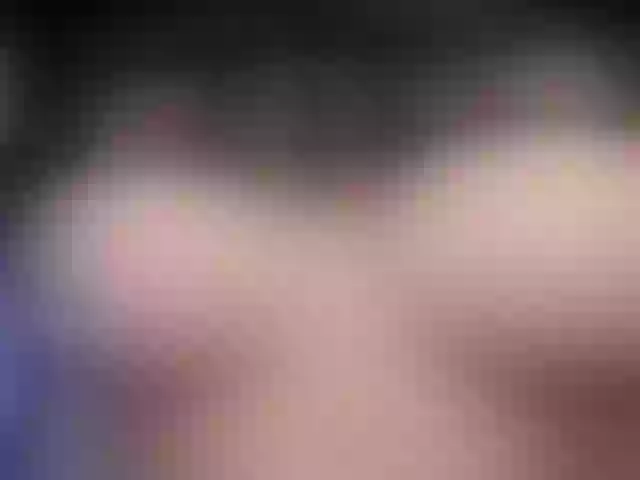Live sex webcam photo for GloriaGrays #277297045