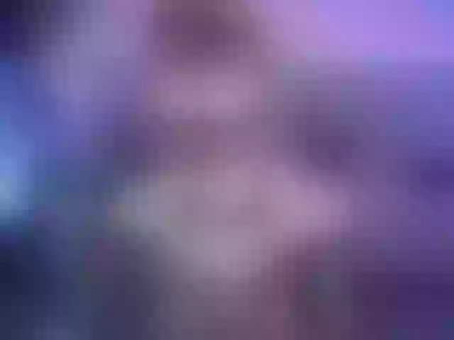 Live sex webcam photo for GloriaGrays #277670063