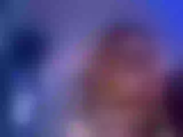 Live sex webcam photo for GloriaGrays #277687195