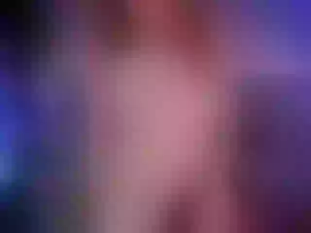 Live sex webcam photo for GloriaGrays #277767877