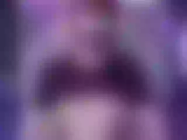 Live sex webcam photo for GloriaGrays #290172101