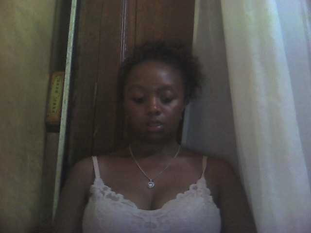 Live sex webcam photo for GloriaKrausX #277164782